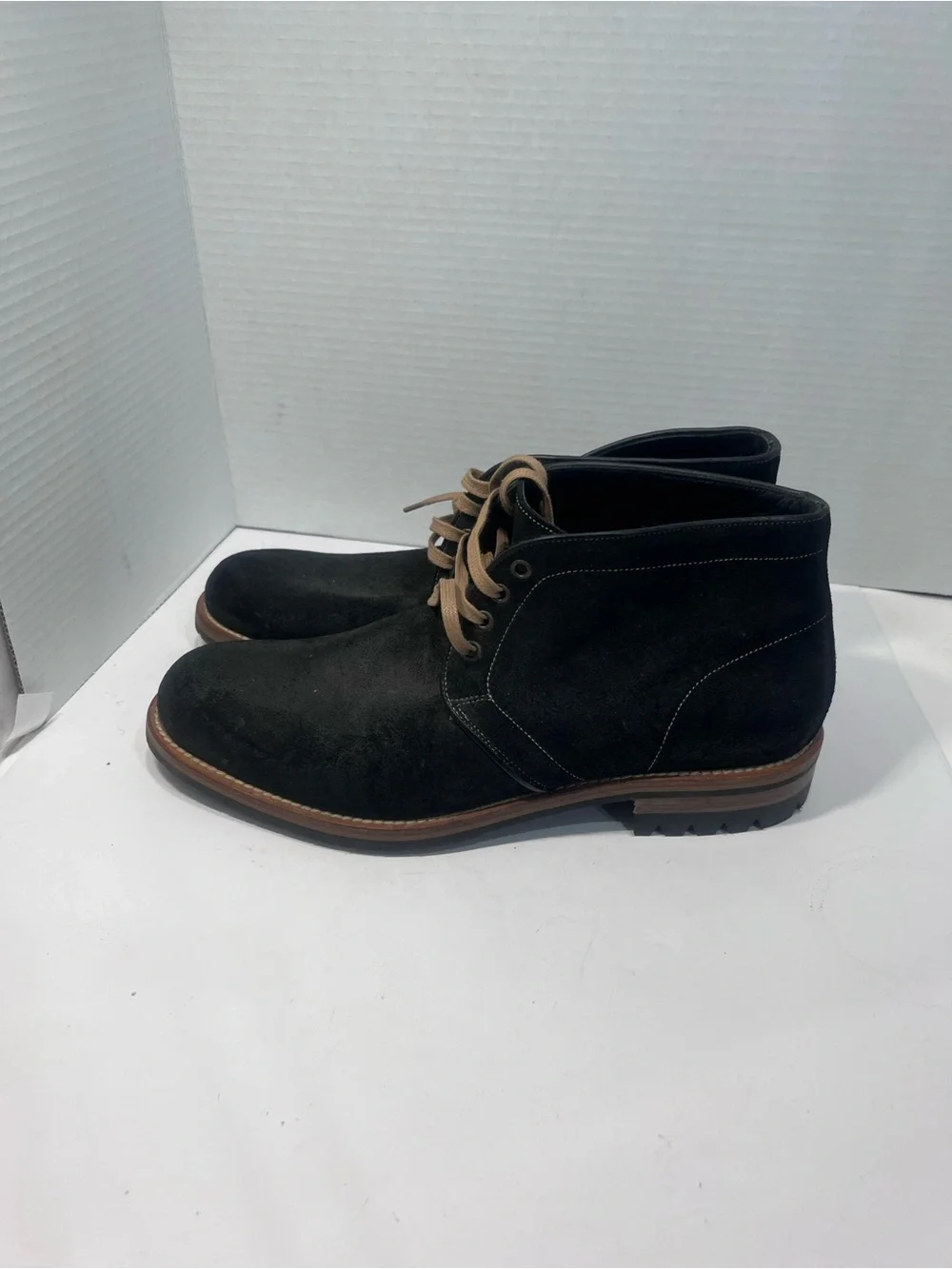 Gordon Rush Black Suede Chukka Boots with Brown Trim